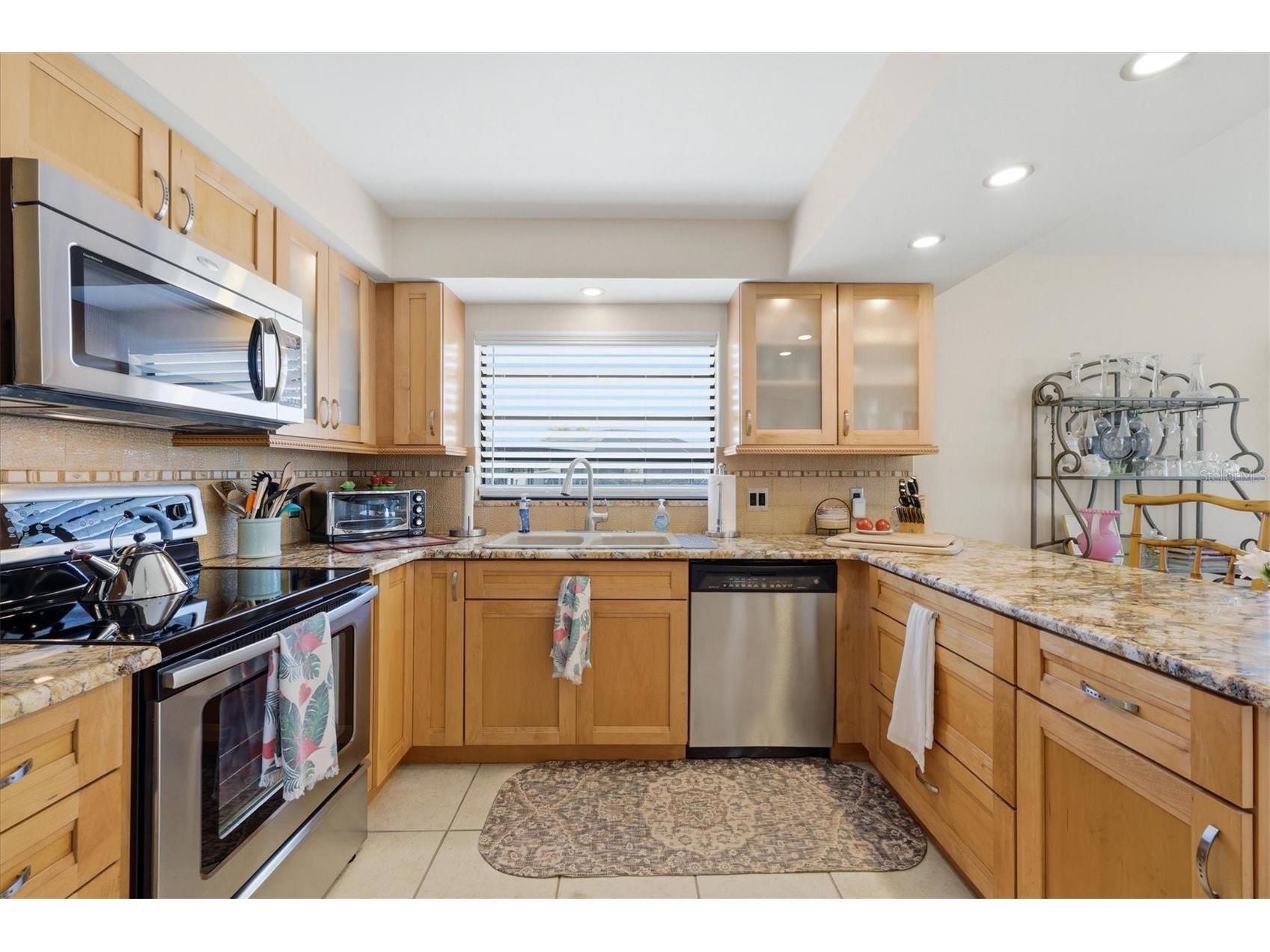 1052 Kant Street Englewood FL 34224 D6146751 image18
