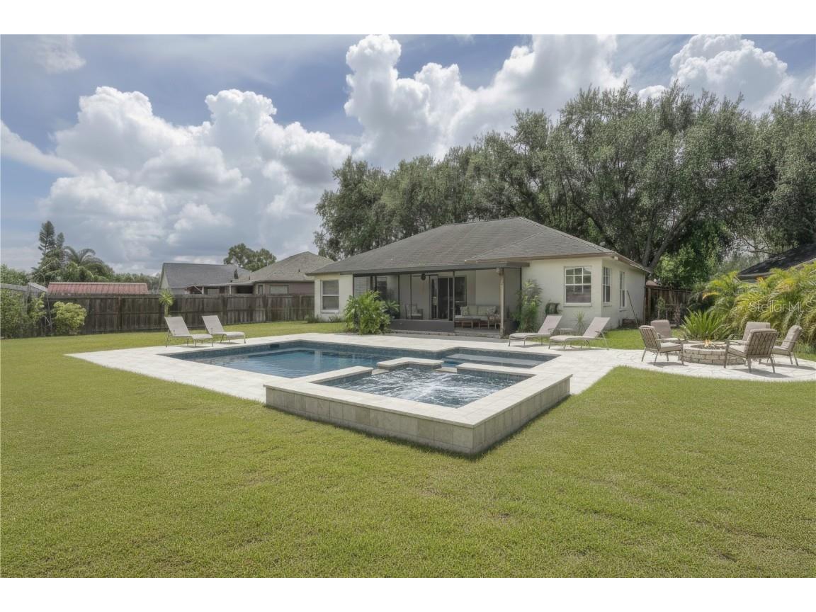 1052 Malletwood Drive Brandon FL 33510 TB8420427 image2