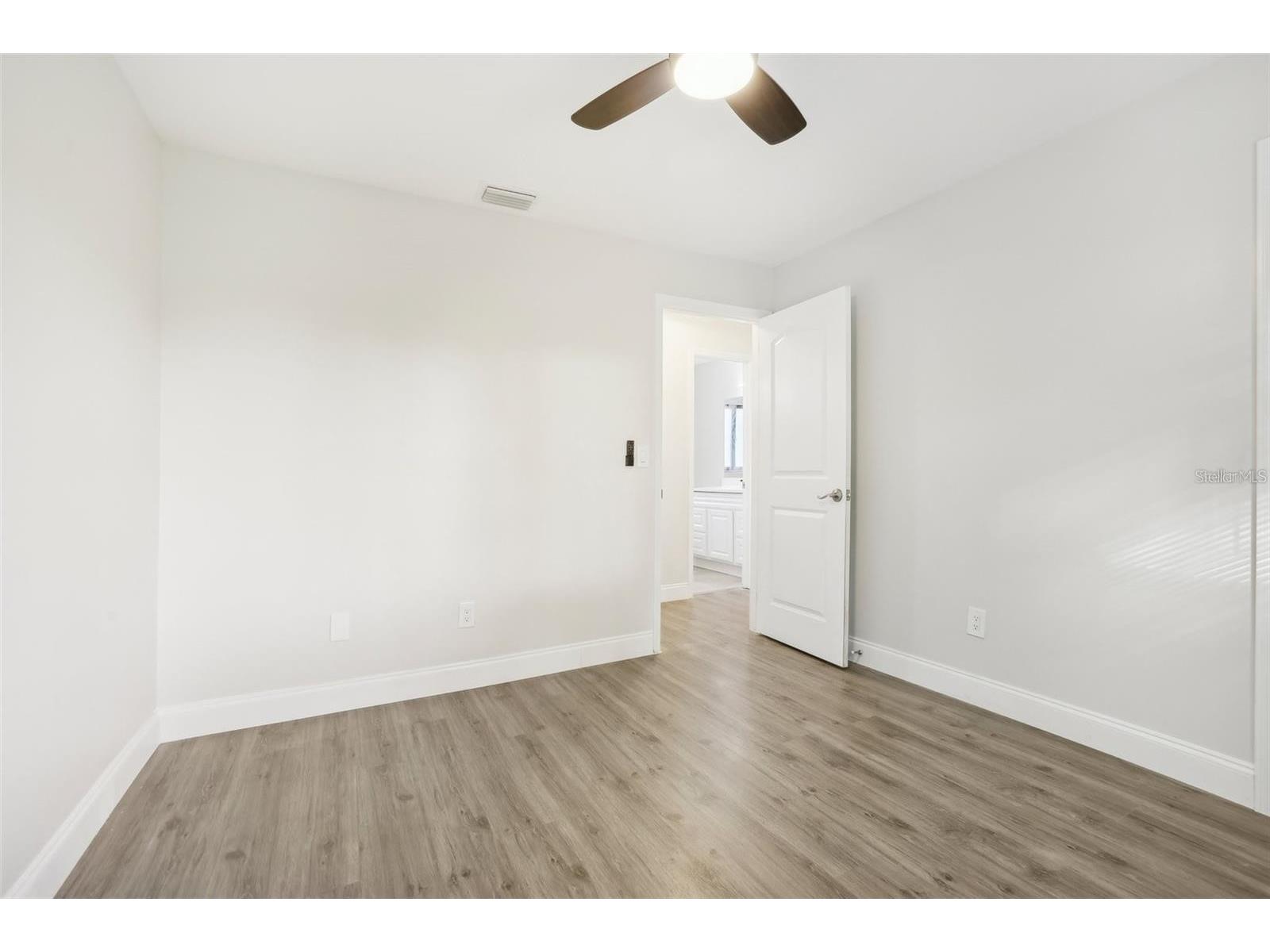 1052 Manchester Circle Winter Park FL 32792 O6376260 image19