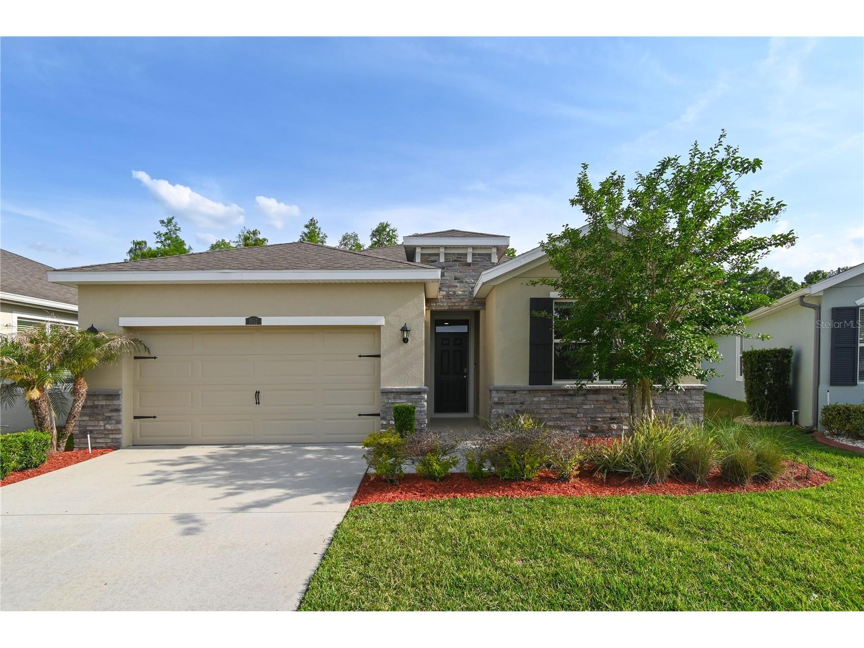 1052 Manzanar Place Wesley Chapel FL 33543 TB8504460 image1