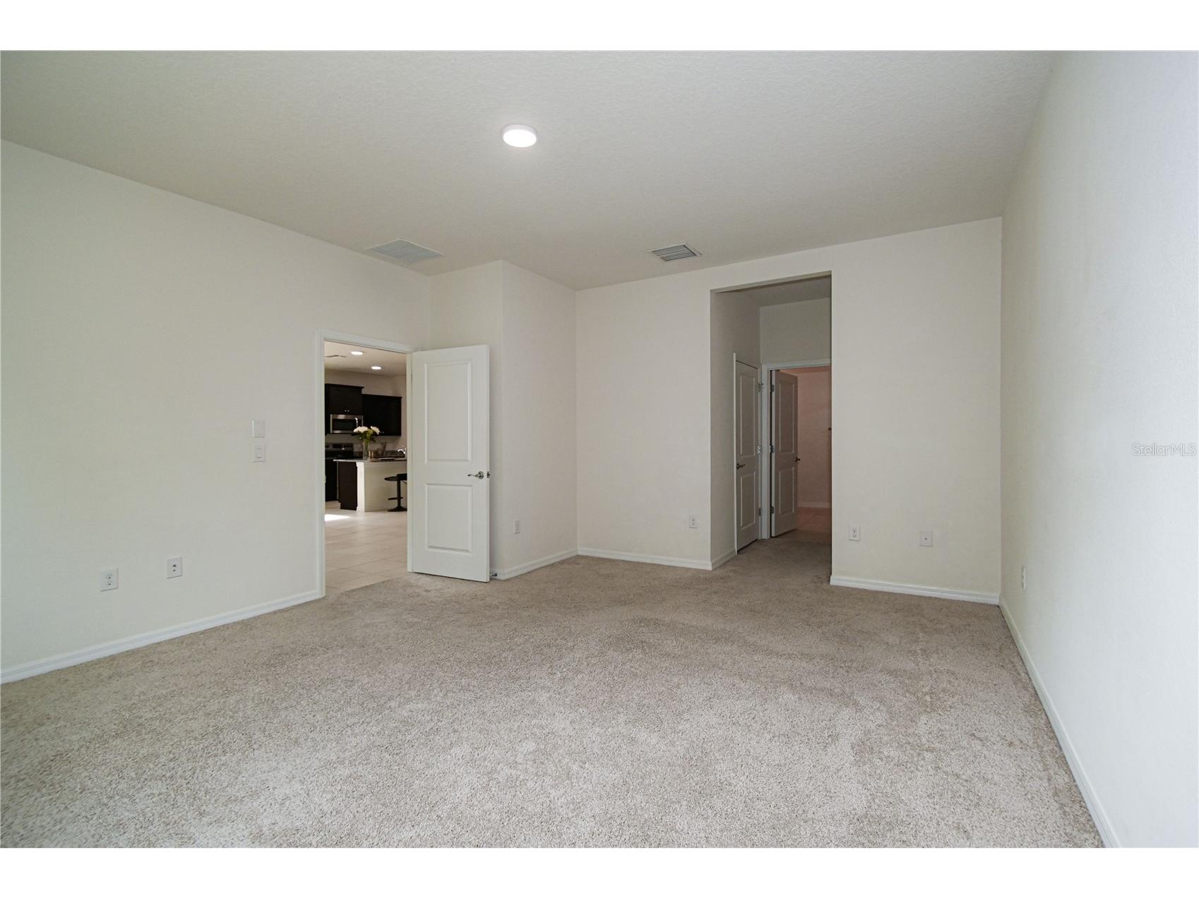 1052 Manzanar Place Wesley Chapel FL 33543 TB8504460 image21