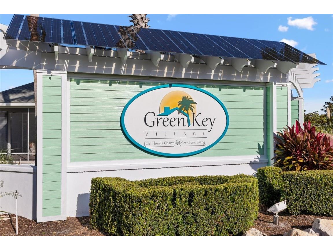 1052 Sugar Loaf Key Loop Lady Lake FL 32159 O6354192 image2