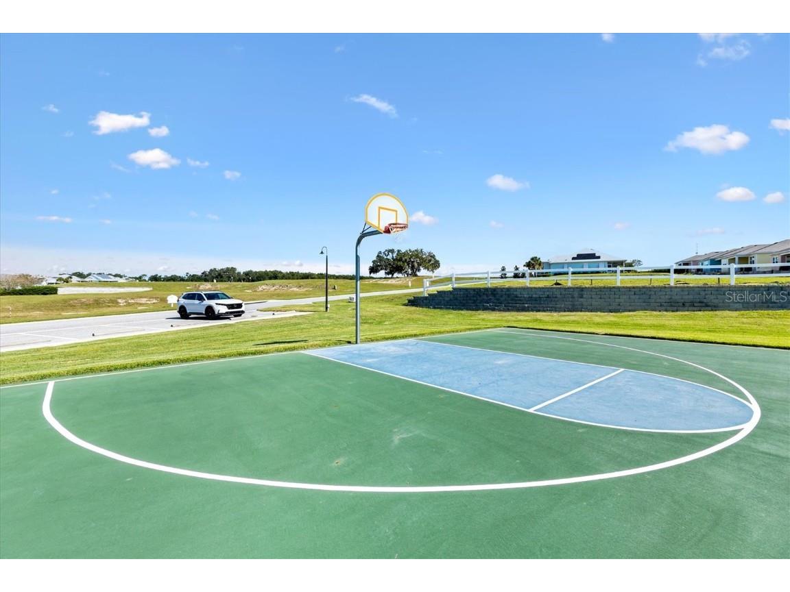 1052 Sugar Loaf Key Loop Lady Lake FL 32159 O6354192 image52