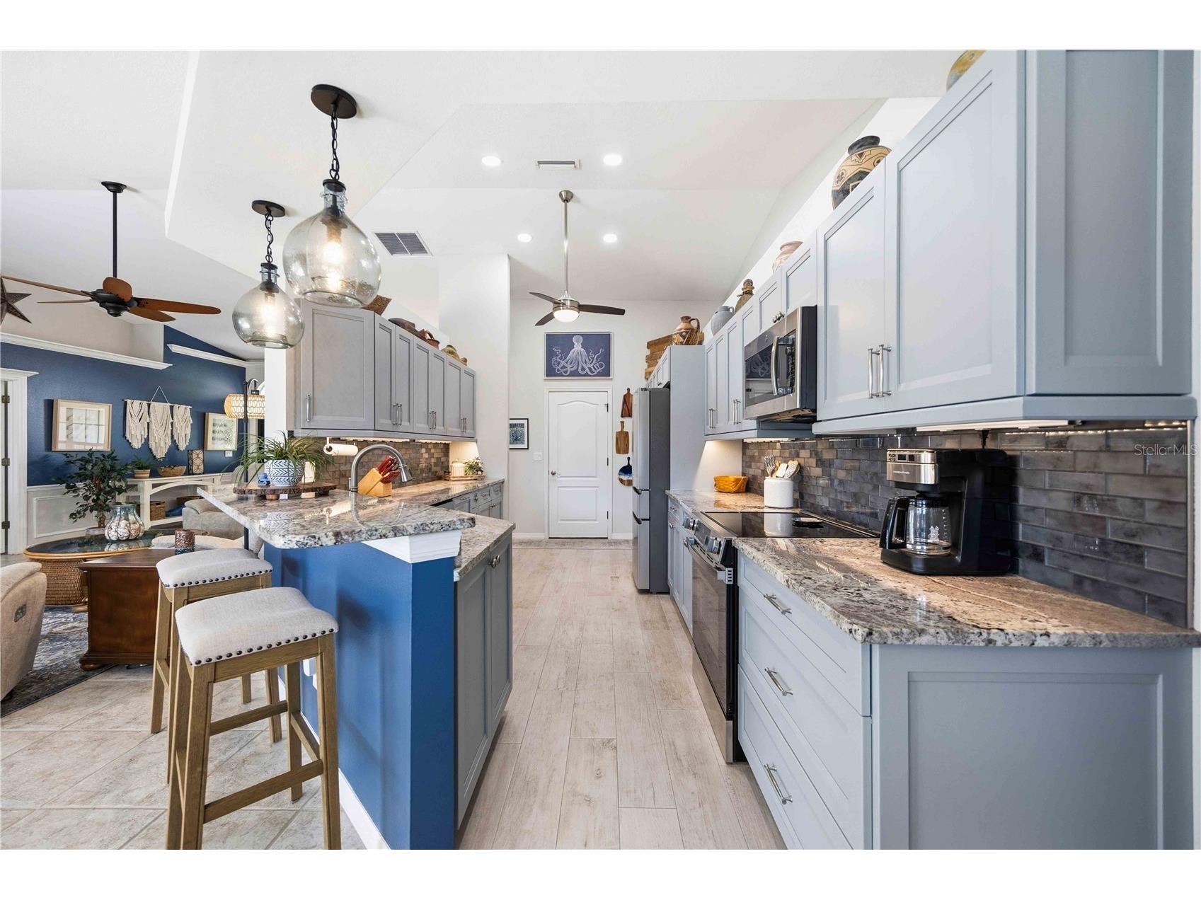 1052 W Truman Street Nokomis FL 34275 A4696312 image21