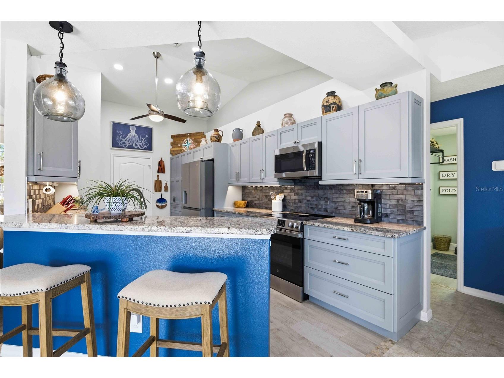1052 W Truman Street Nokomis FL 34275 A4696312 image23