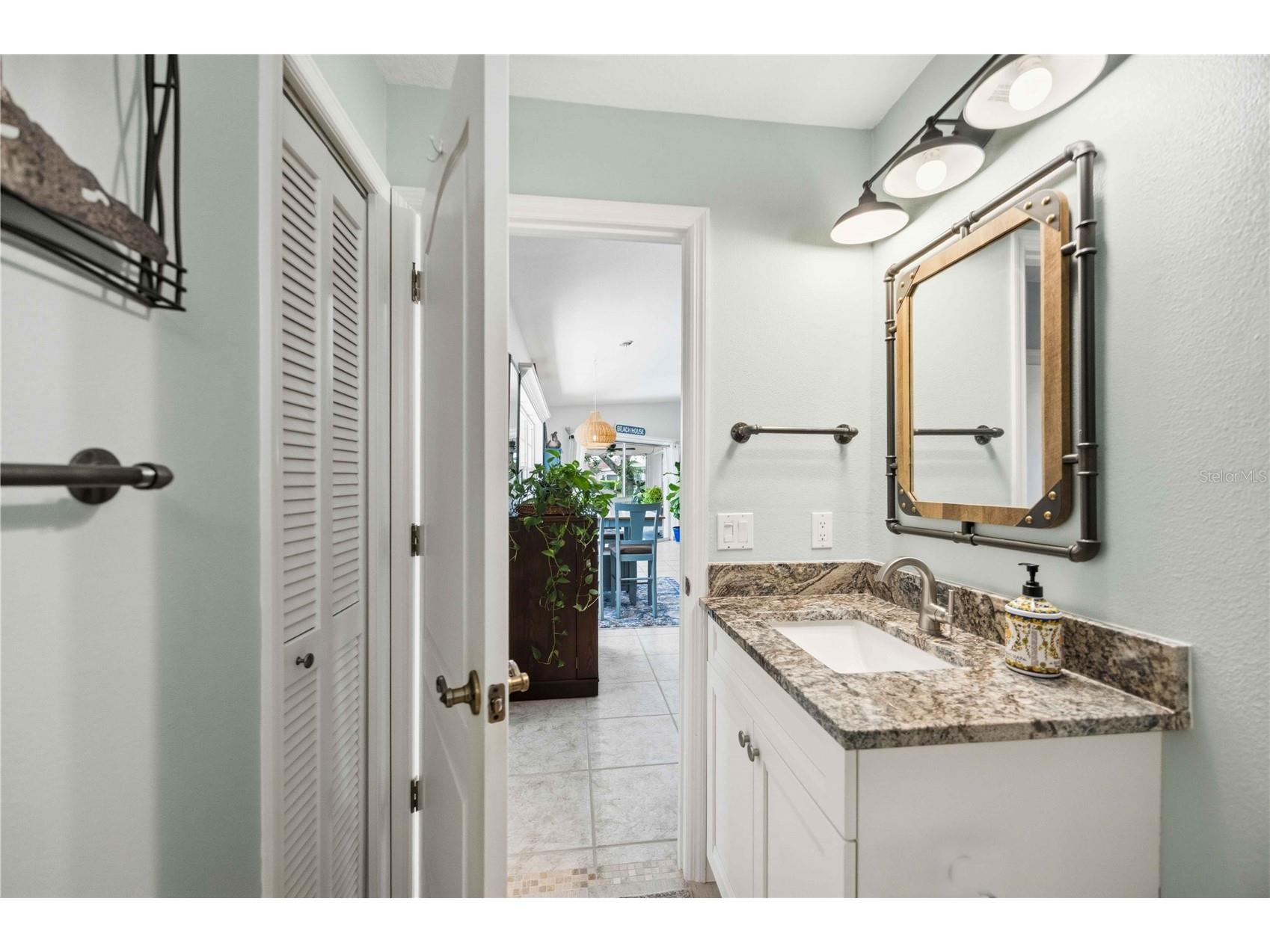 1052 W Truman Street Nokomis FL 34275 A4696312 image41
