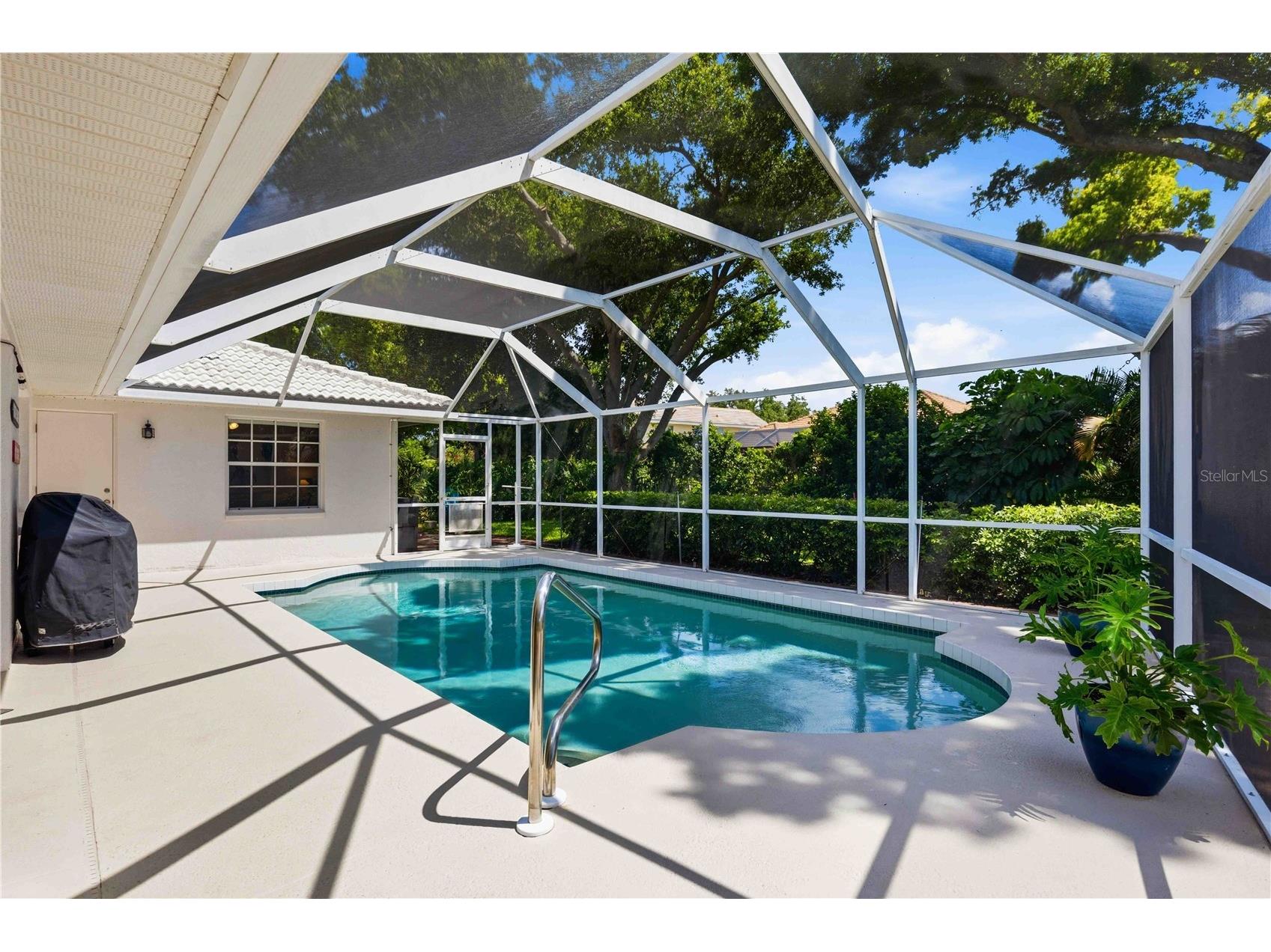 1052 W Truman Street Nokomis FL 34275 A4696312 image47