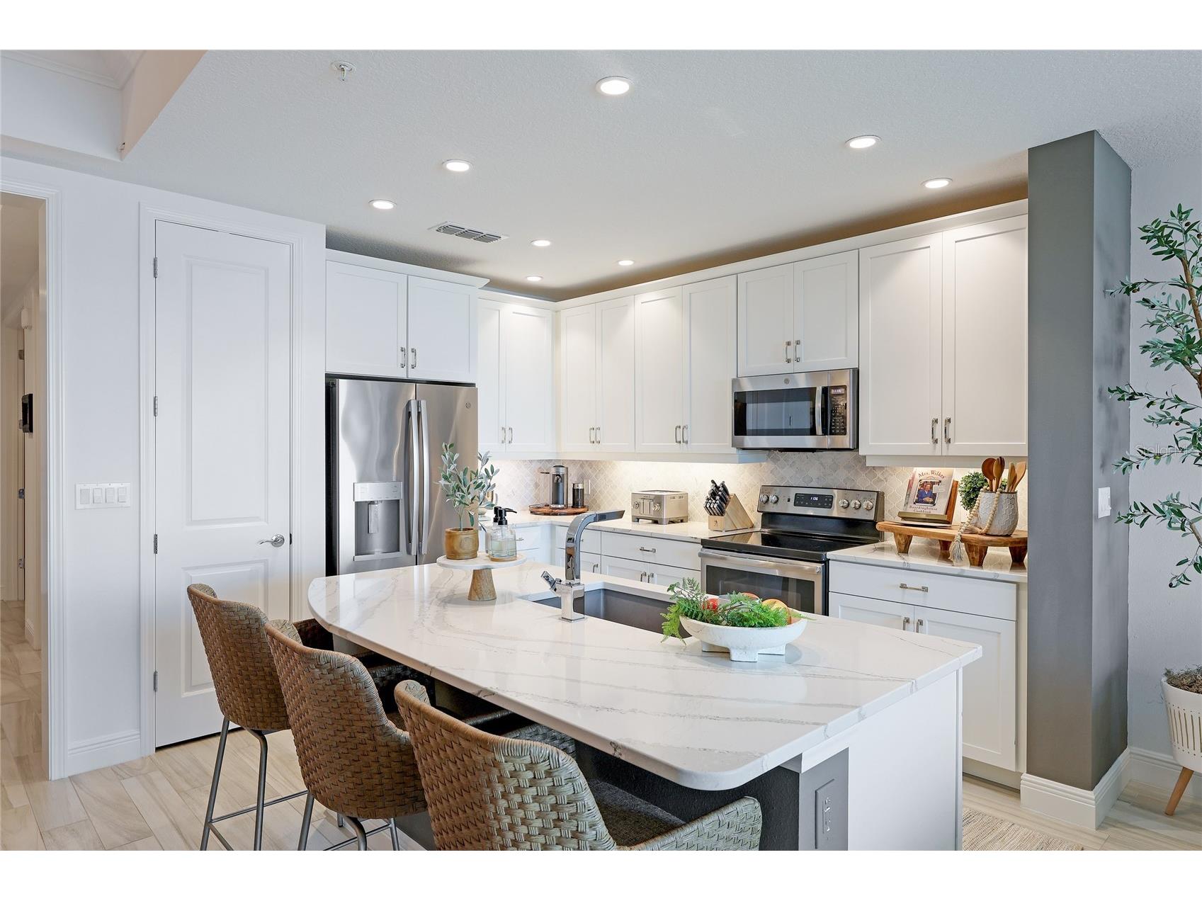 10520 Boardwalk Loop #704 Lakewood Ranch FL 34202 A4677855 image12