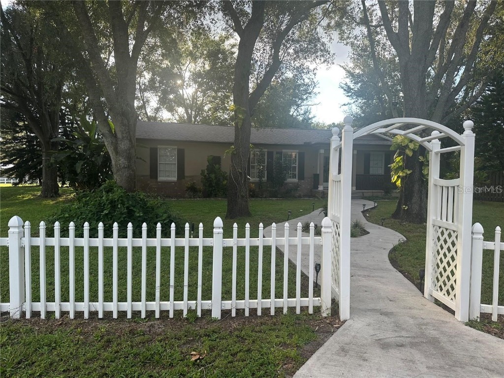 10520 Henderson Road Tampa FL 33625 TB8419027 image1