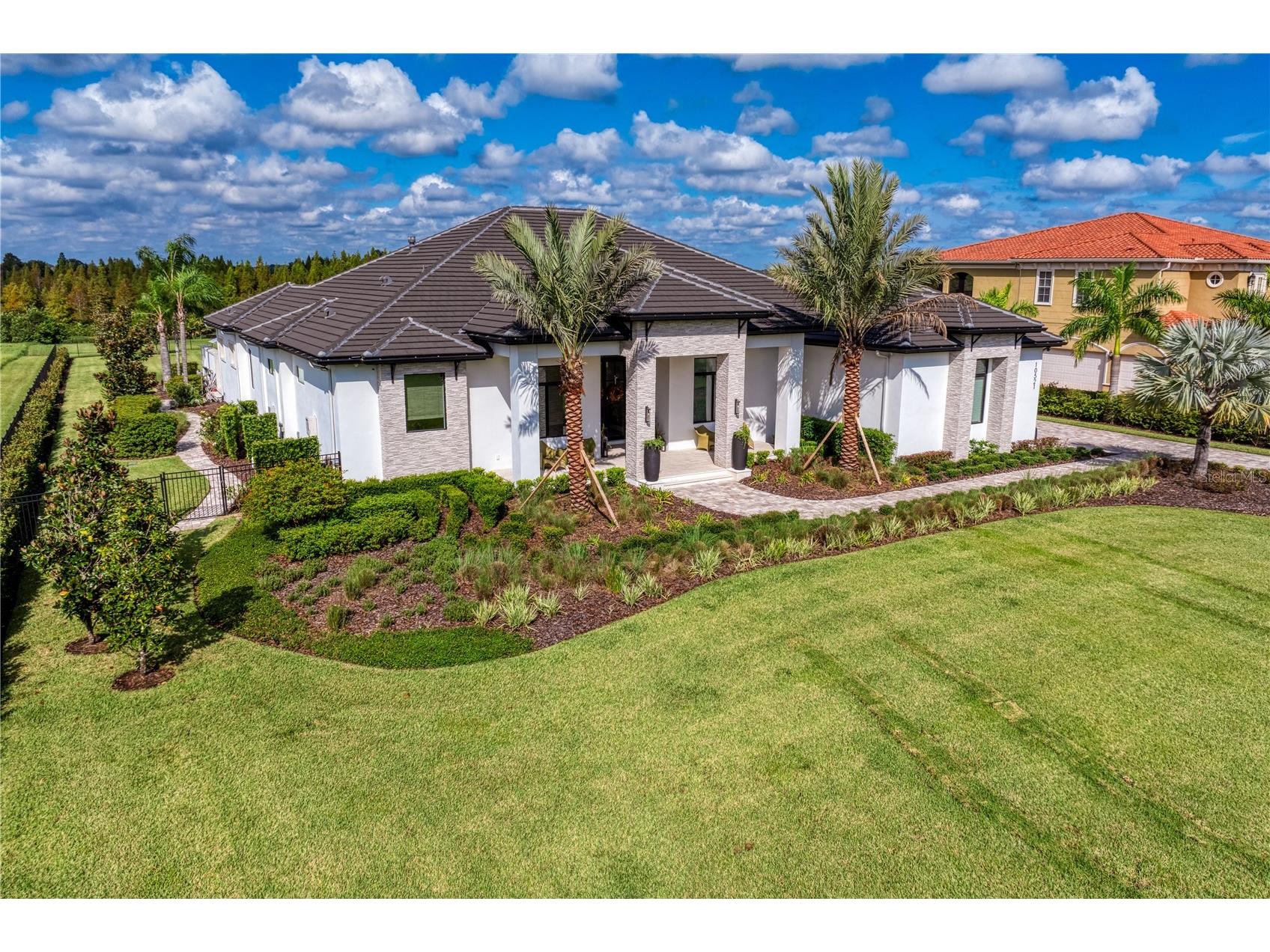 10521 Broadland Pass Thonotosassa FL 33592 TB8502599 image93