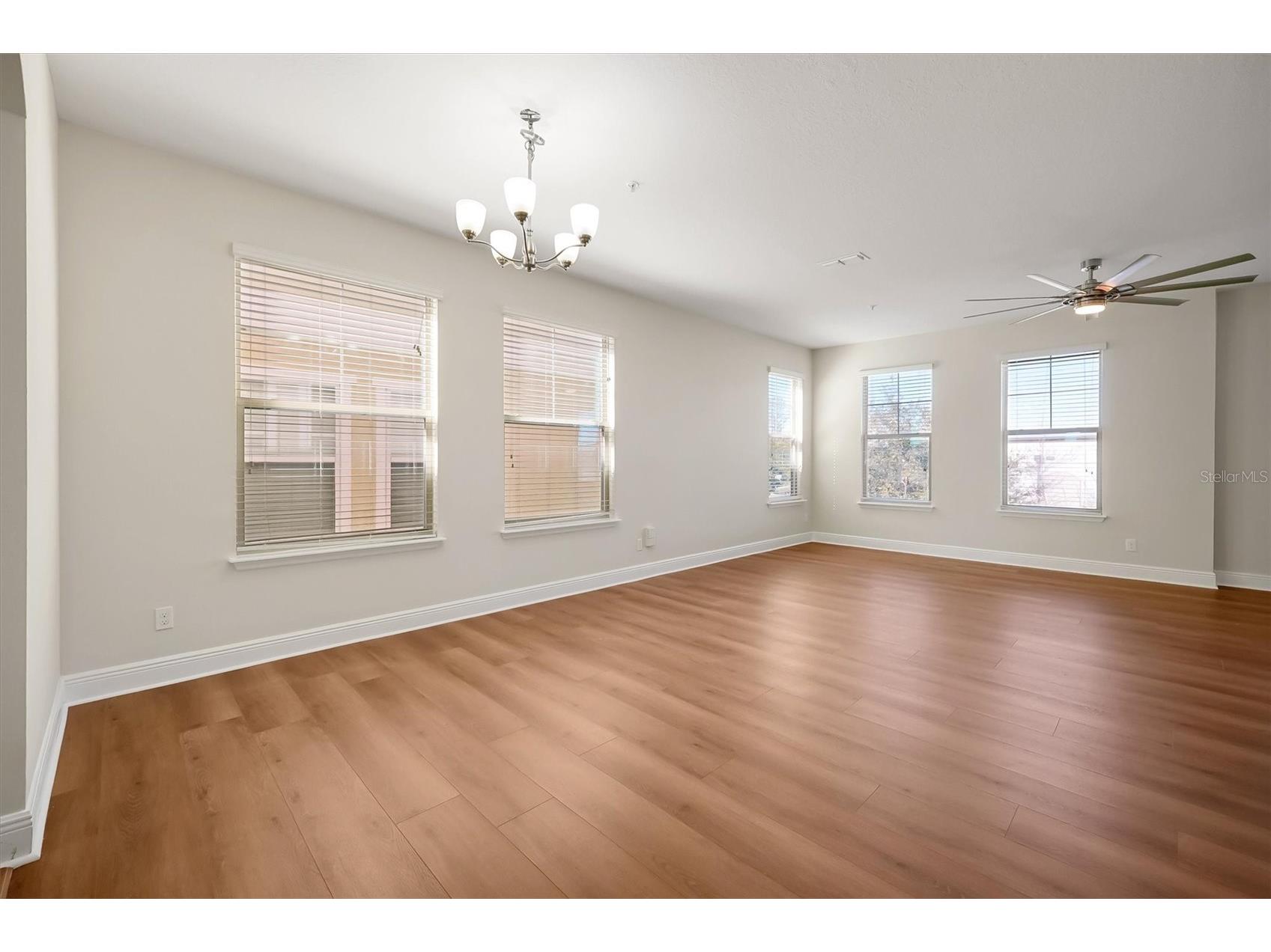 10522 Green Ivy Lane Orlando FL 32832 O6385951 image11