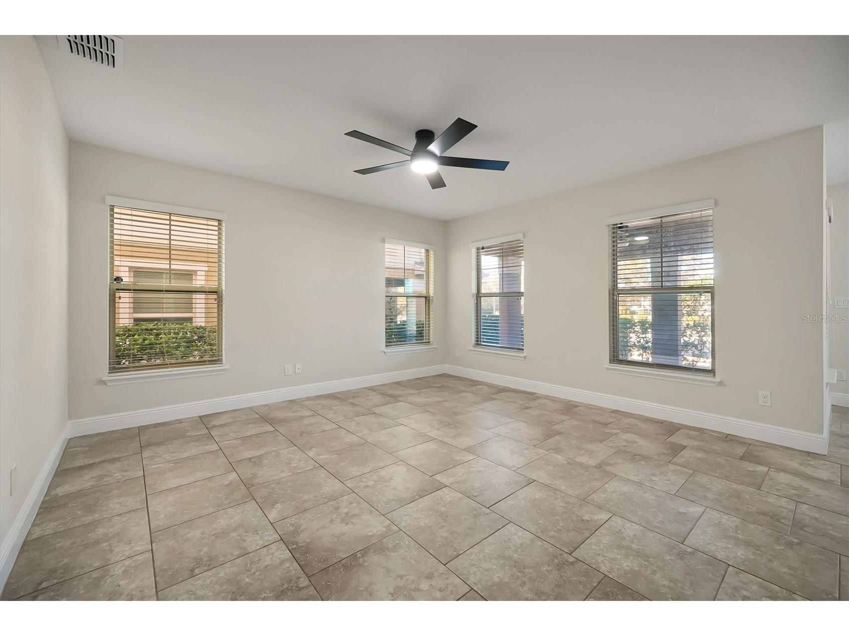 10522 Green Ivy Lane Orlando FL 32832 O6385951 image8