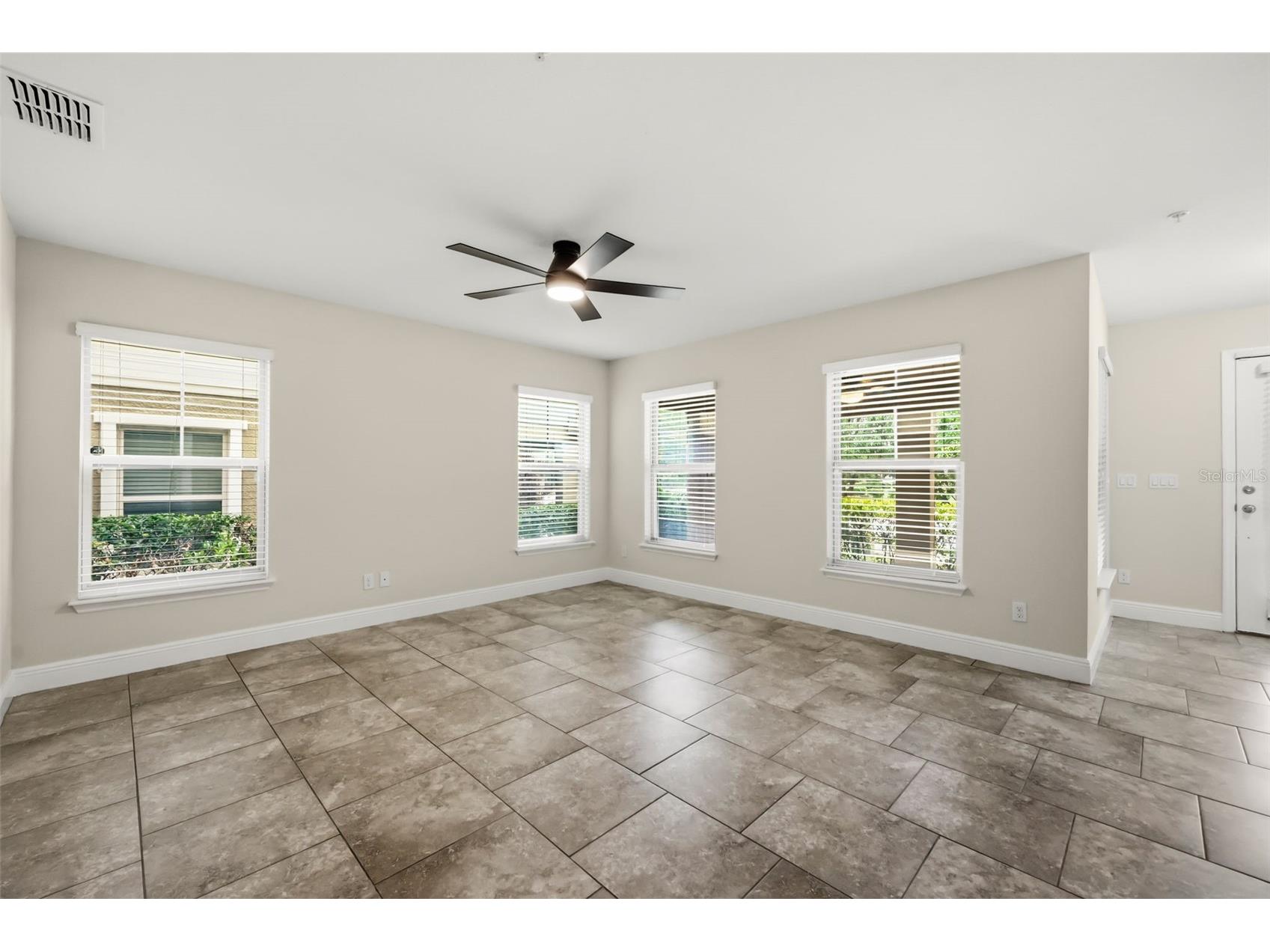 10522 Green Ivy Lane Orlando FL 32832 - East Lake O6420252 image6