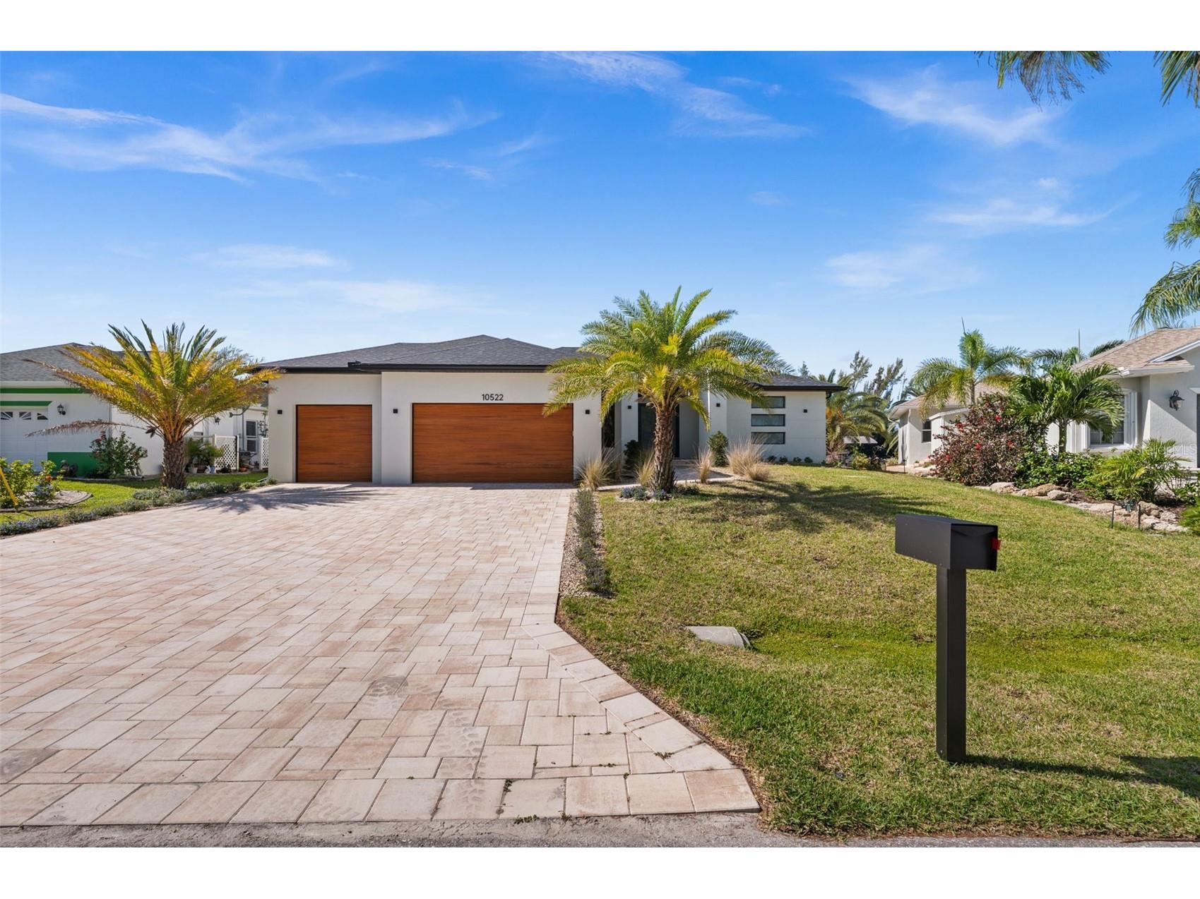 10522 Riverside Road Port Charlotte FL 33981 - SANTA CRUZ WATERWAY C7525111 image8