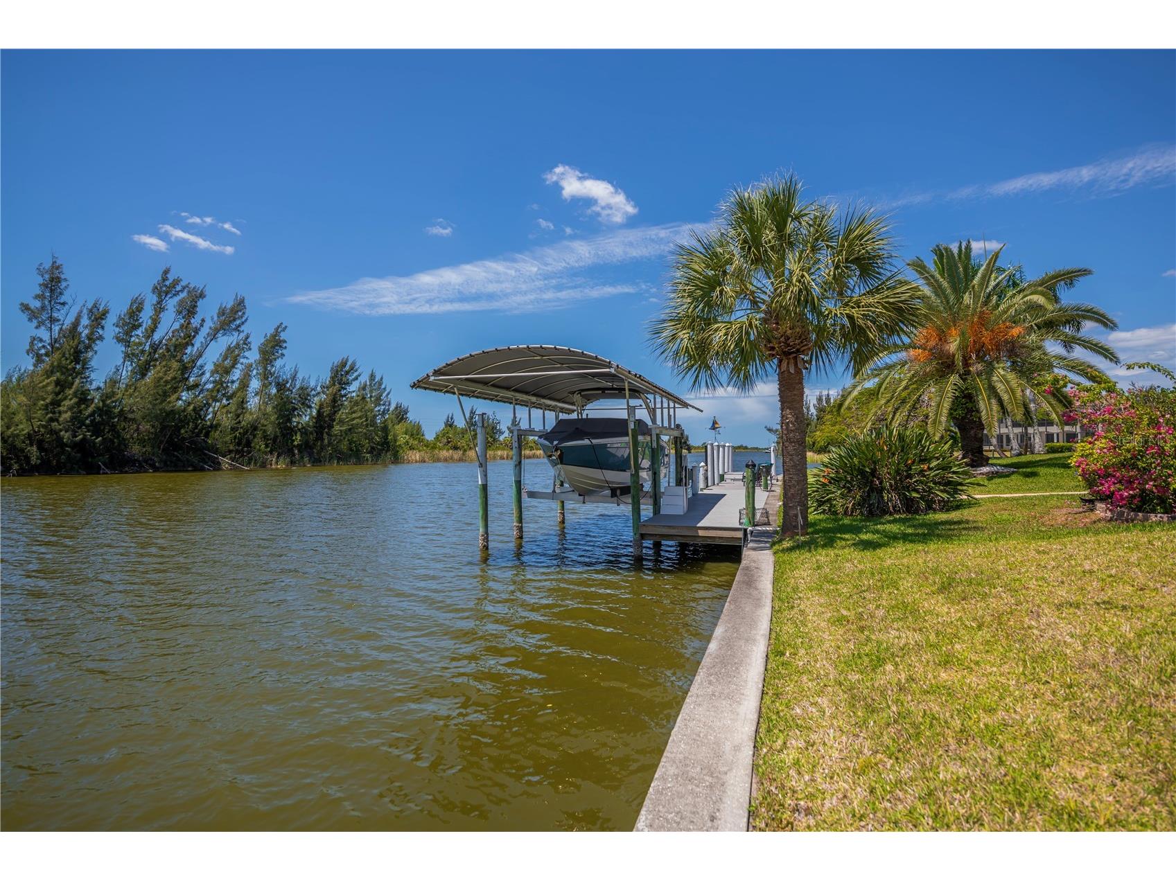 10522 Riverside Road Port Charlotte FL 33981 - SANTA CRUZ WATERWAY C7525111 image91