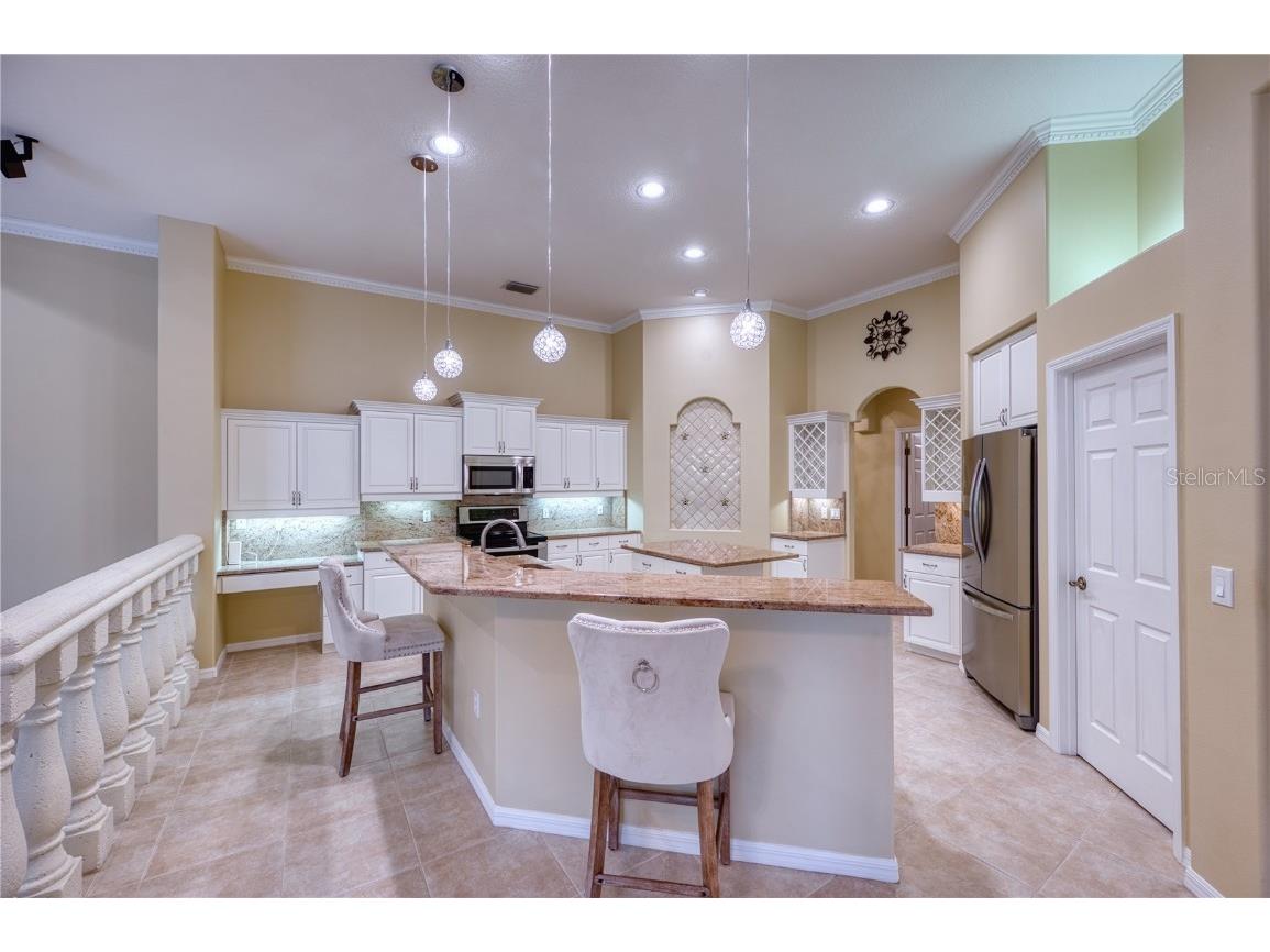 10523 Cheval Place Lakewood Ranch FL 34202 A4637396 image37