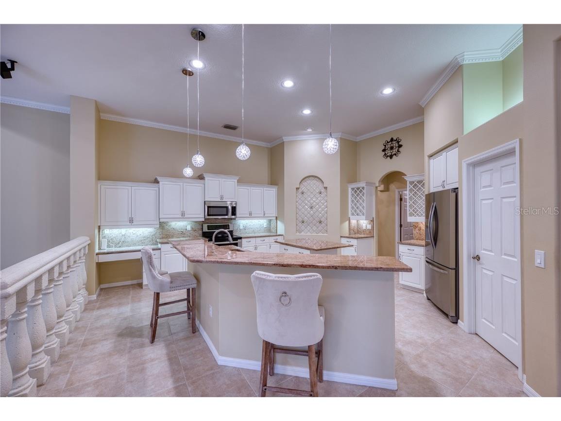 10523 Cheval Place Lakewood Ranch FL 34202 A4637396 image38