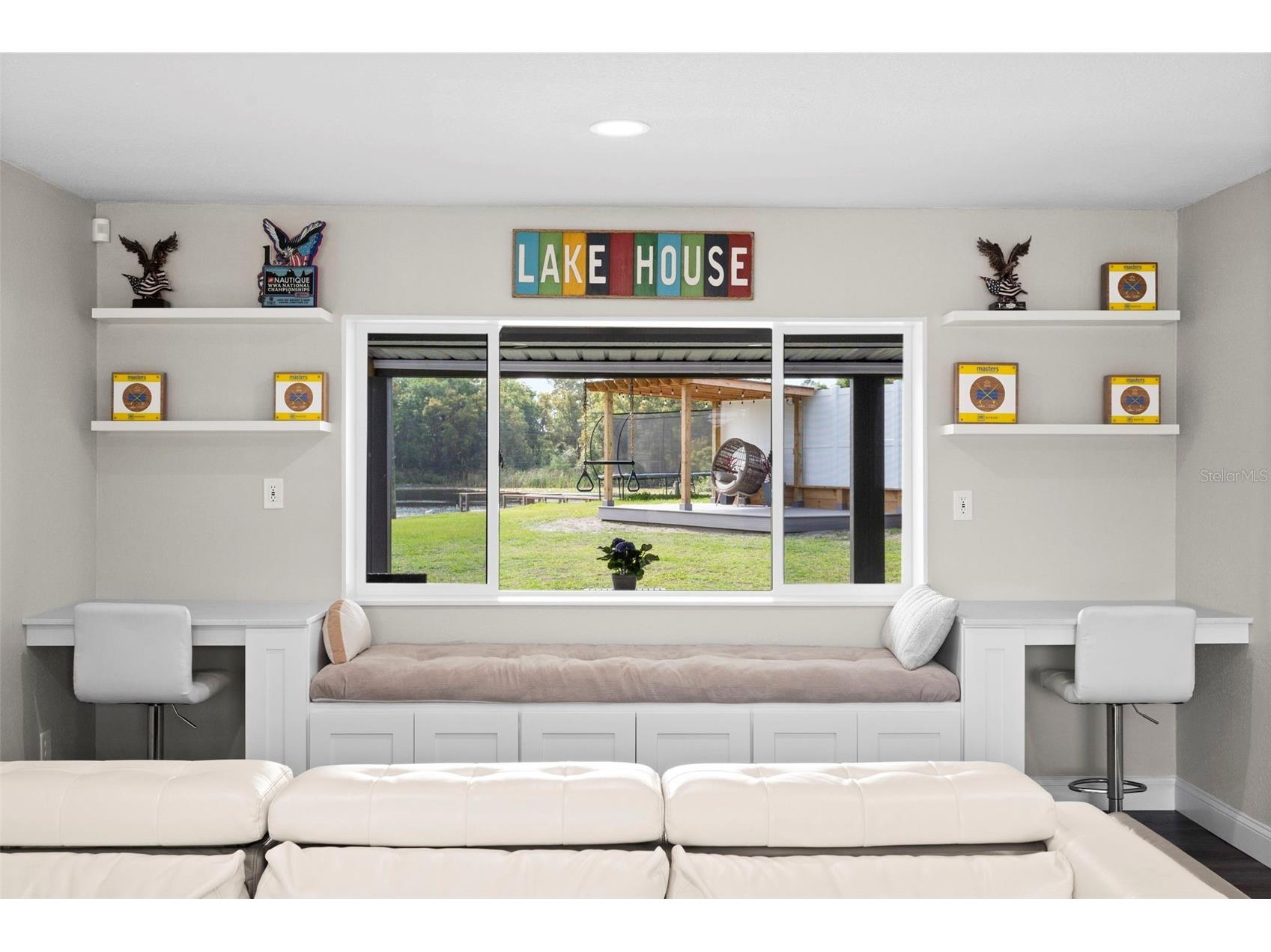 10525 Homestead Drive Tampa FL 33618 TB8490147 image14