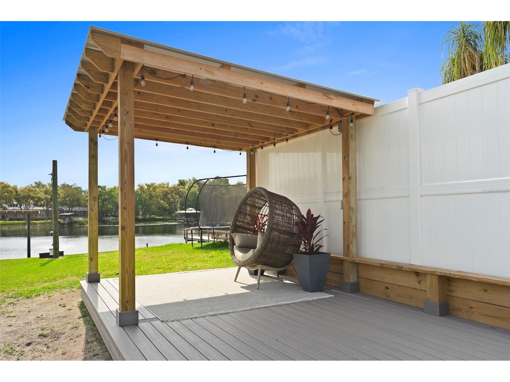 10525 Homestead Drive Tampa FL 33618 TB8490147 image40