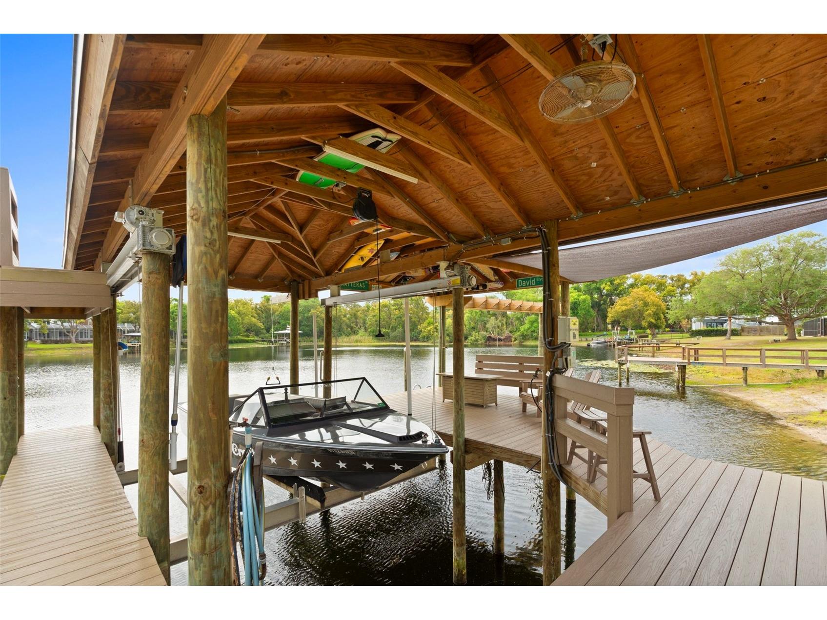 10525 Homestead Drive Tampa FL 33618 TB8490147 image44
