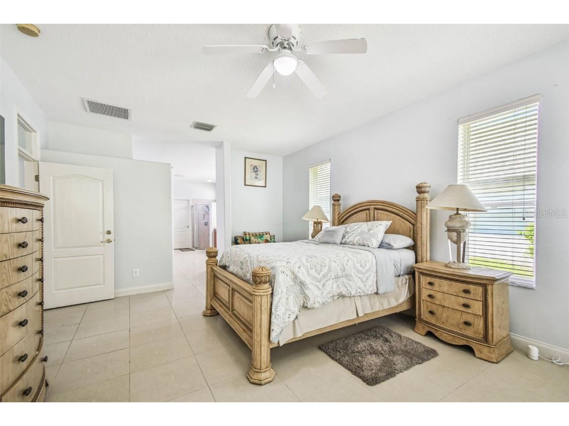 10526 Greencrest Drive Tampa FL 33626 TB8412676 image19