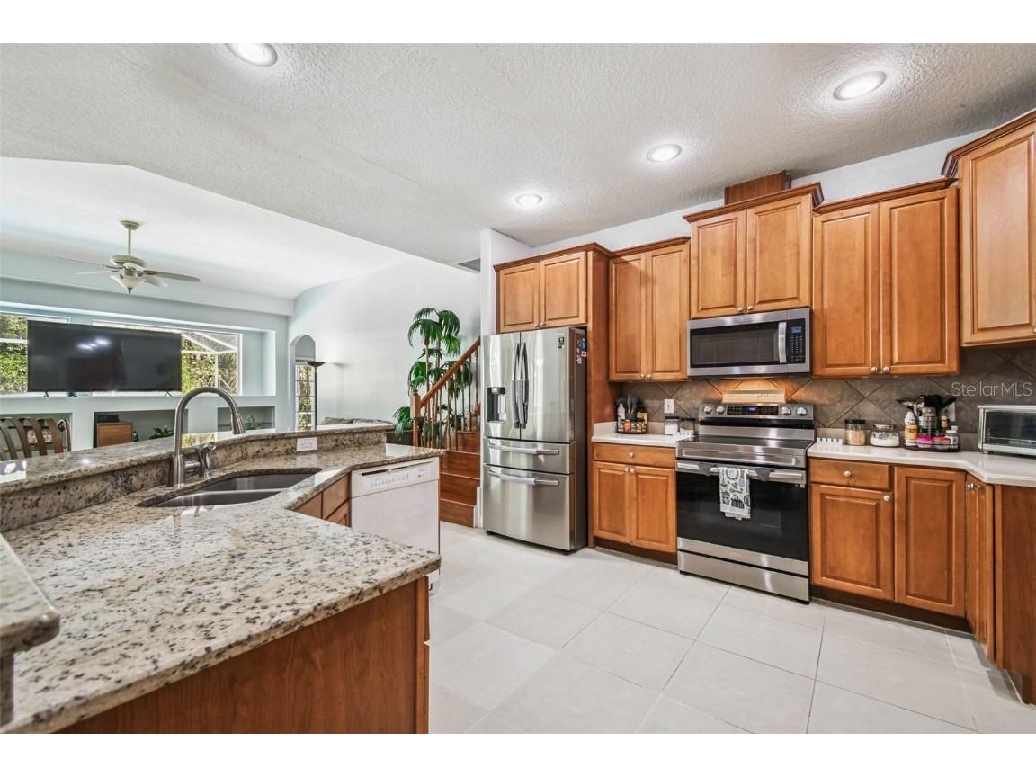 10526 Greencrest Drive Tampa FL 33626 TB8412676 image9