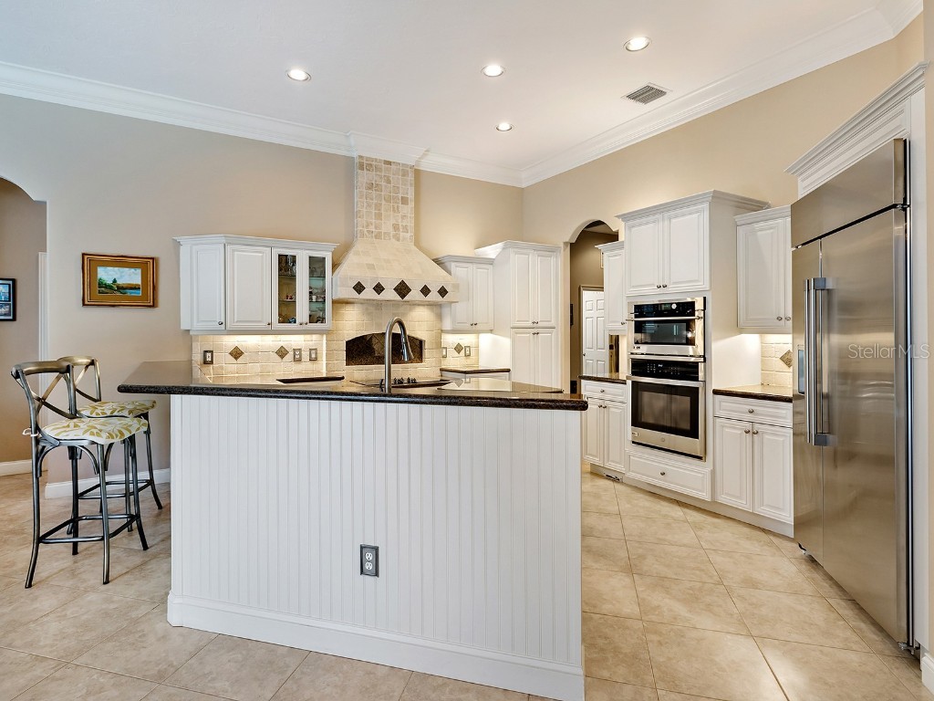 10528 Cheval Place Lakewood Ranch FL 34202 A4670723 image19