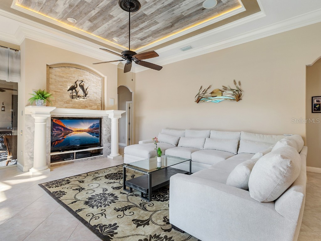 10528 Cheval Place Lakewood Ranch FL 34202 A4670723 image26