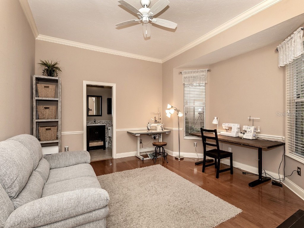 10528 Cheval Place Lakewood Ranch FL 34202 A4670723 image40