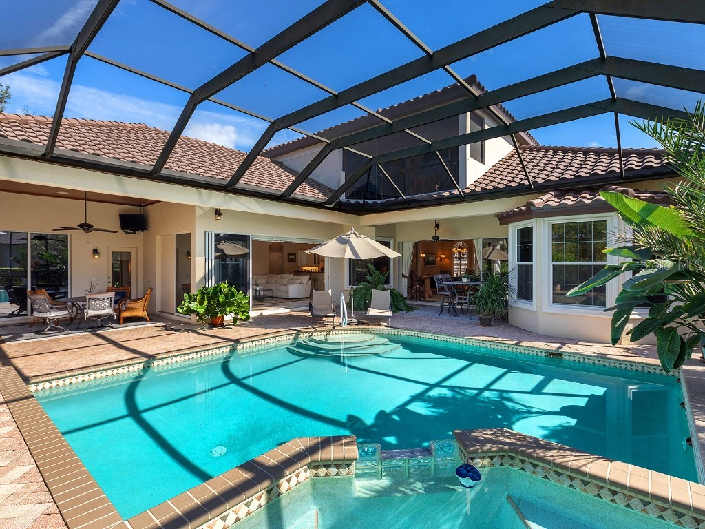 10528 Cheval Place Lakewood Ranch FL 34202 A4670723 image53