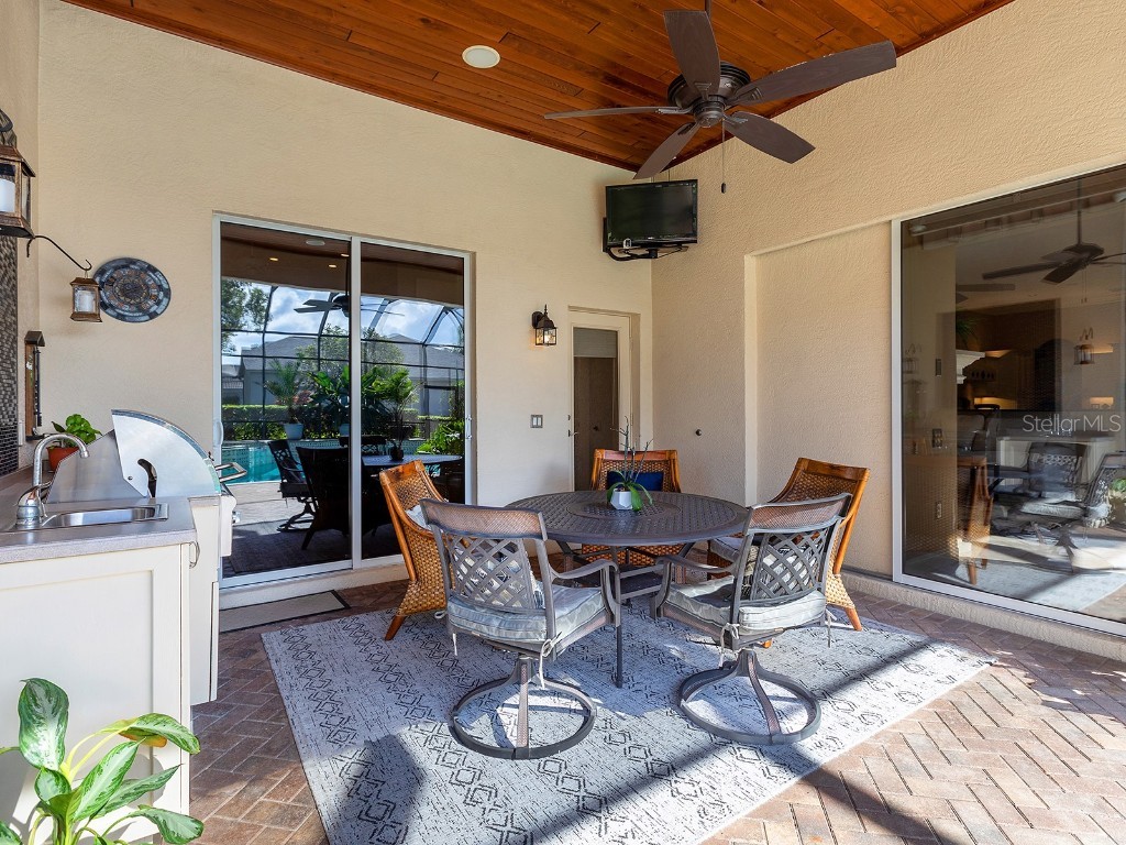 10528 Cheval Place Lakewood Ranch FL 34202 A4670723 image54