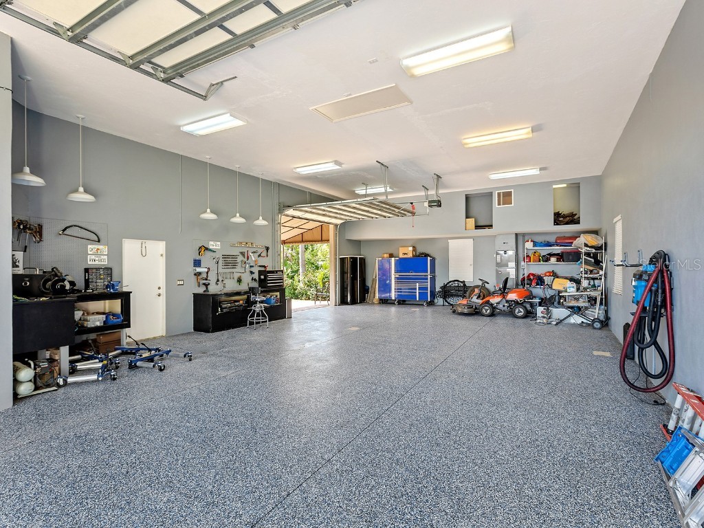 10528 Cheval Place Lakewood Ranch FL 34202 A4670723 image66