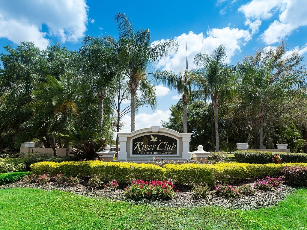 10528 Cheval Place Lakewood Ranch FL 34202 A4670723 image71