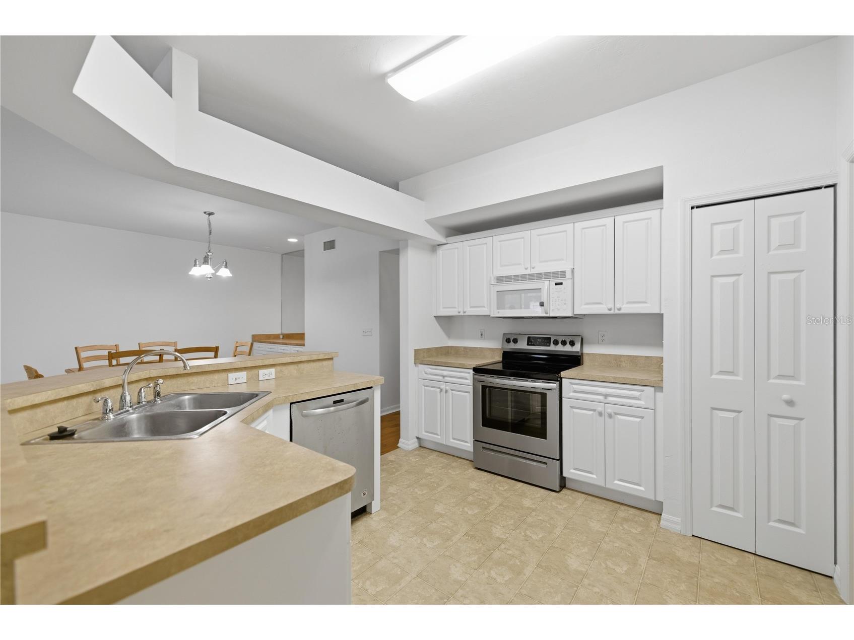 10529 NW 28th Lane Gainesville FL 32606 OM716651 image5