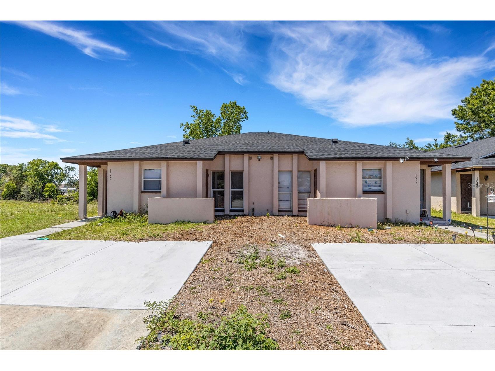 1053 / 1055 Captiva Point Lakeland FL 33801 L4961119 image1