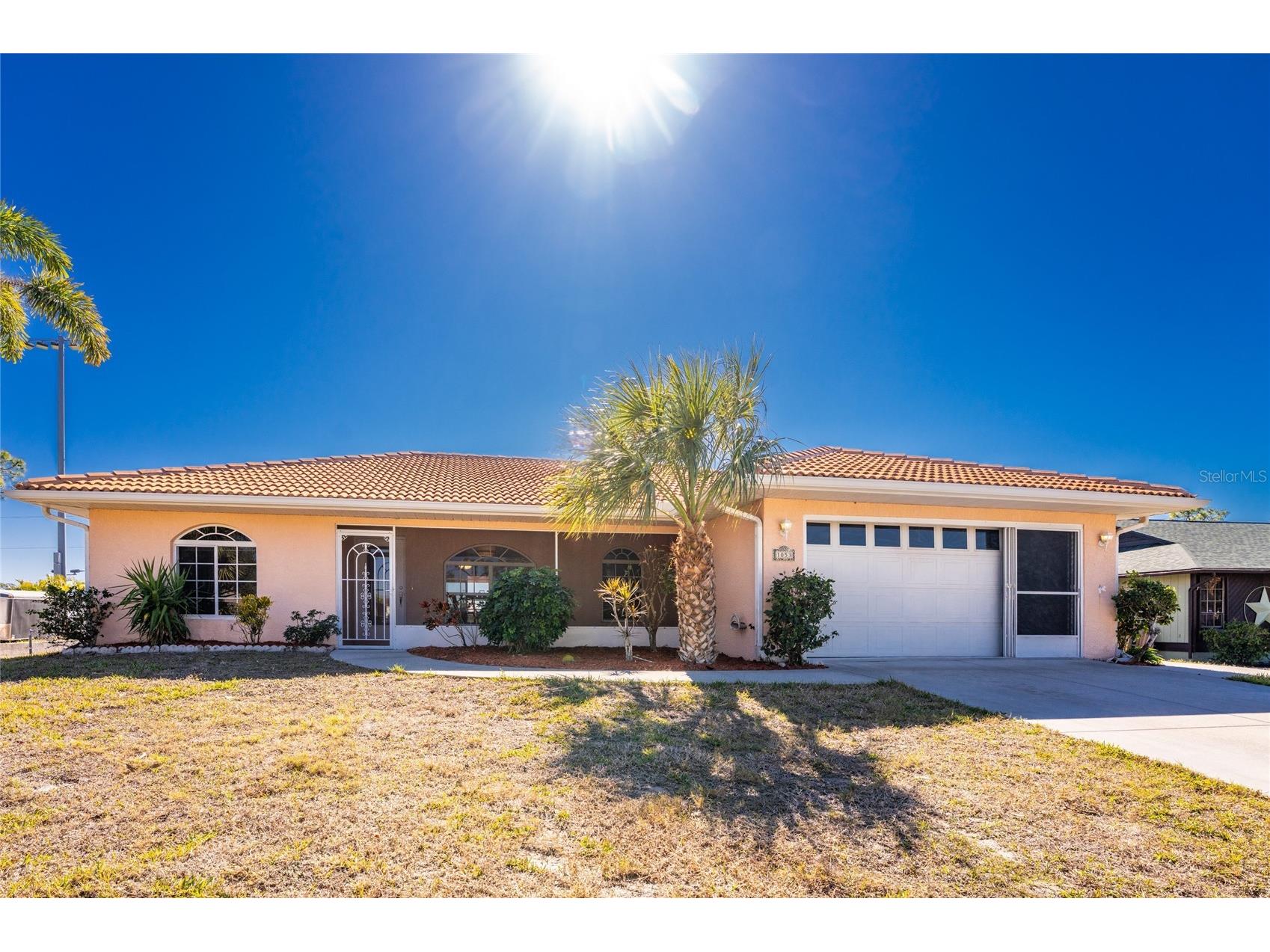 1053 Bay Harbor Drive Englewood FL 34224 D6146010 image1