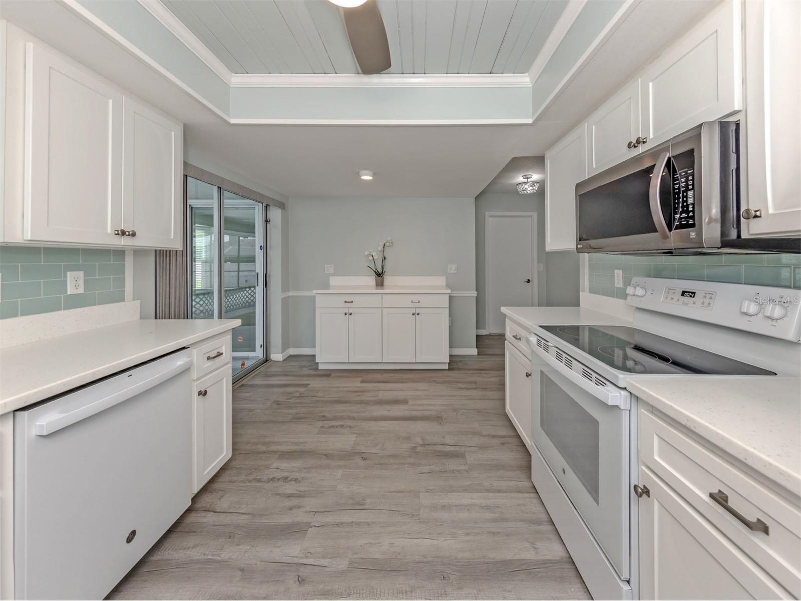 1053 Derian Place Nokomis FL 34275 - SHAKETT CREEK N6143496 image14