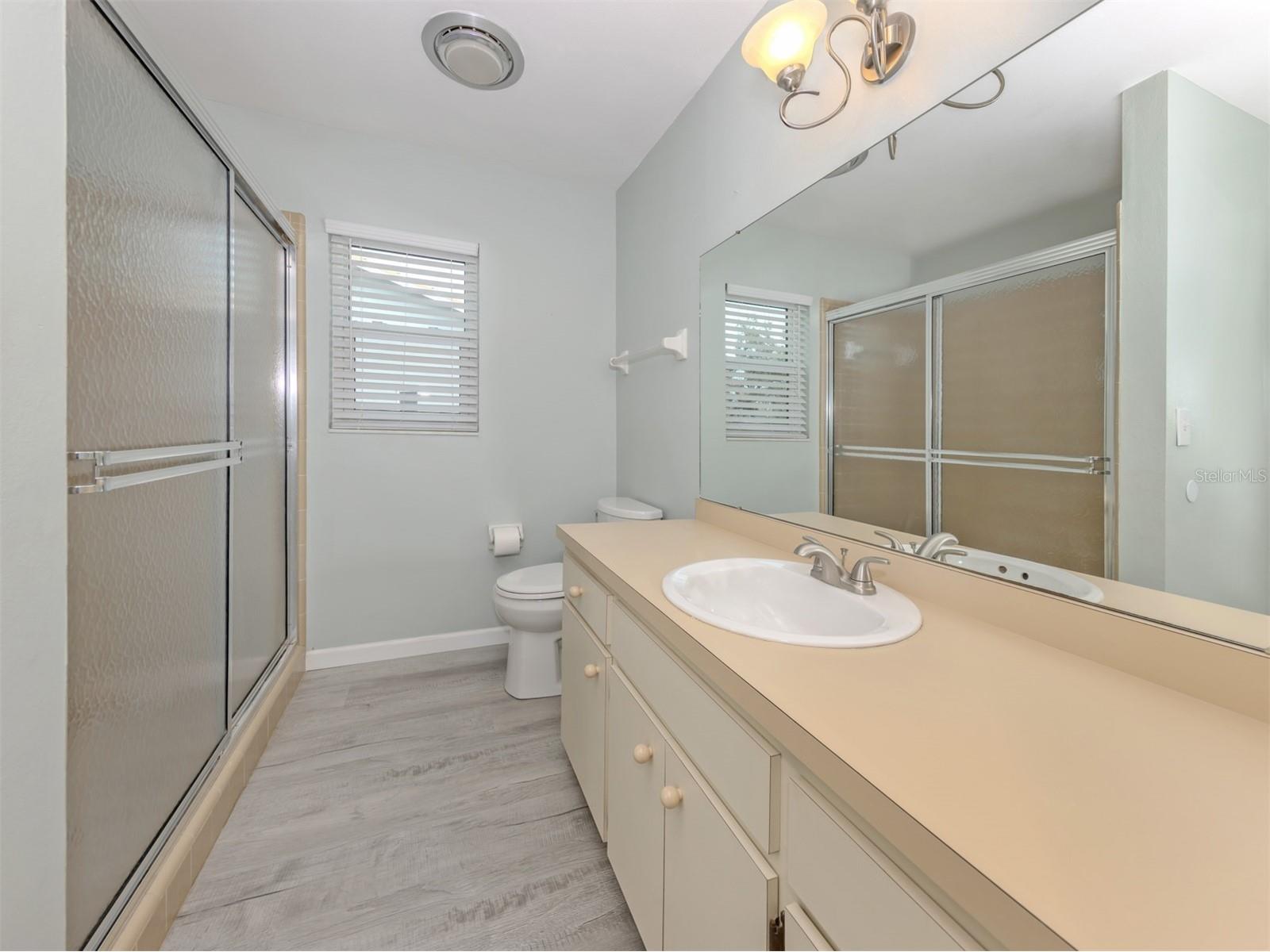 1053 Derian Place Nokomis FL 34275 - SHAKETT CREEK N6143496 image18