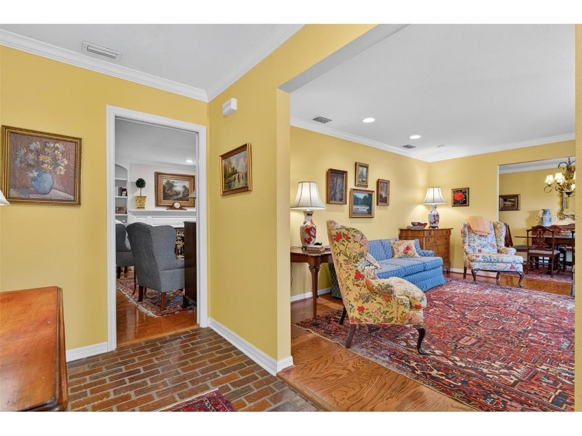 1053 Sweetbriar Road Orlando FL 32806 O6357791 image21