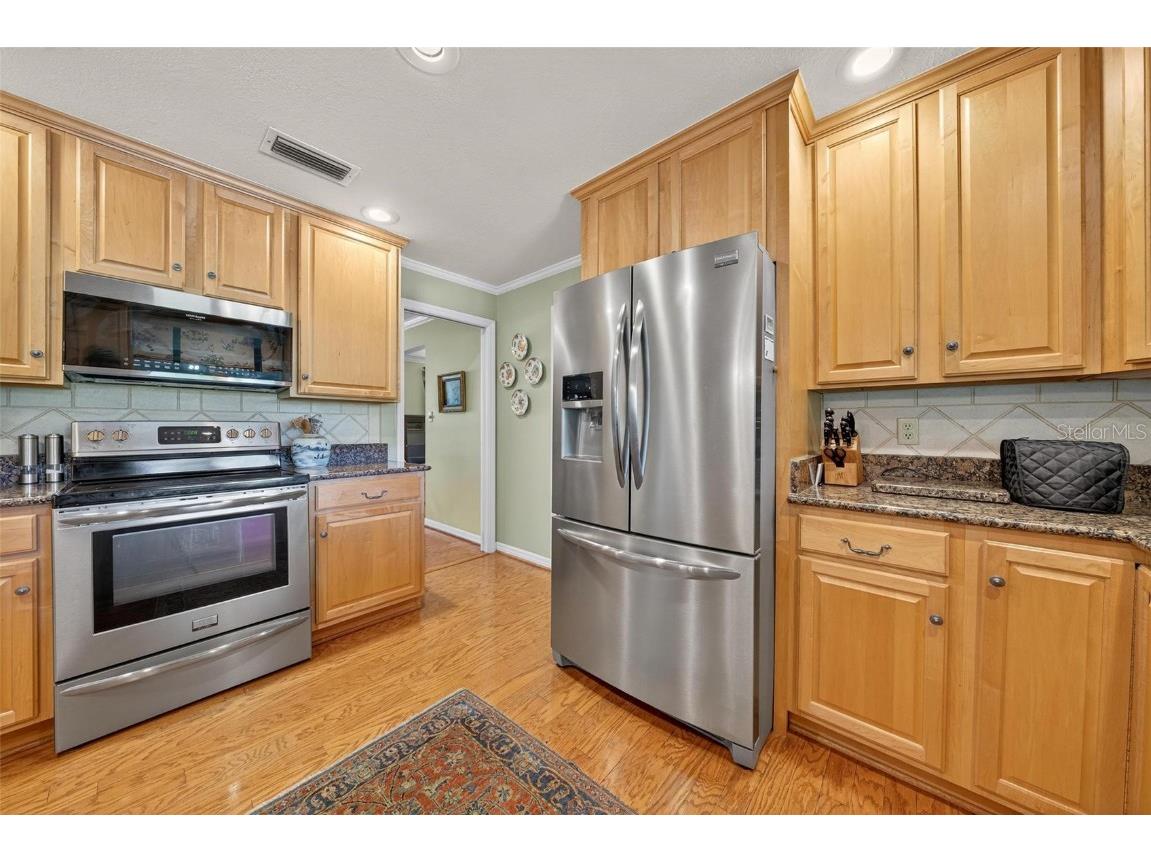 1053 Sweetbriar Road Orlando FL 32806 O6357791 image38