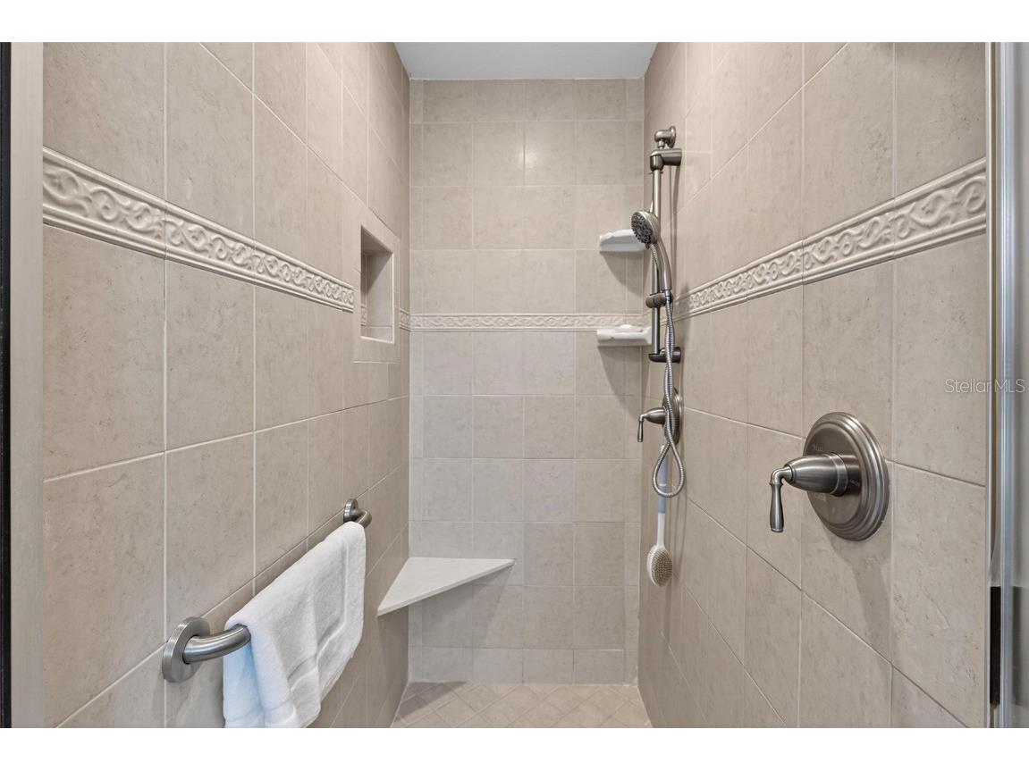 1053 Sweetbriar Road Orlando FL 32806 O6357791 image71