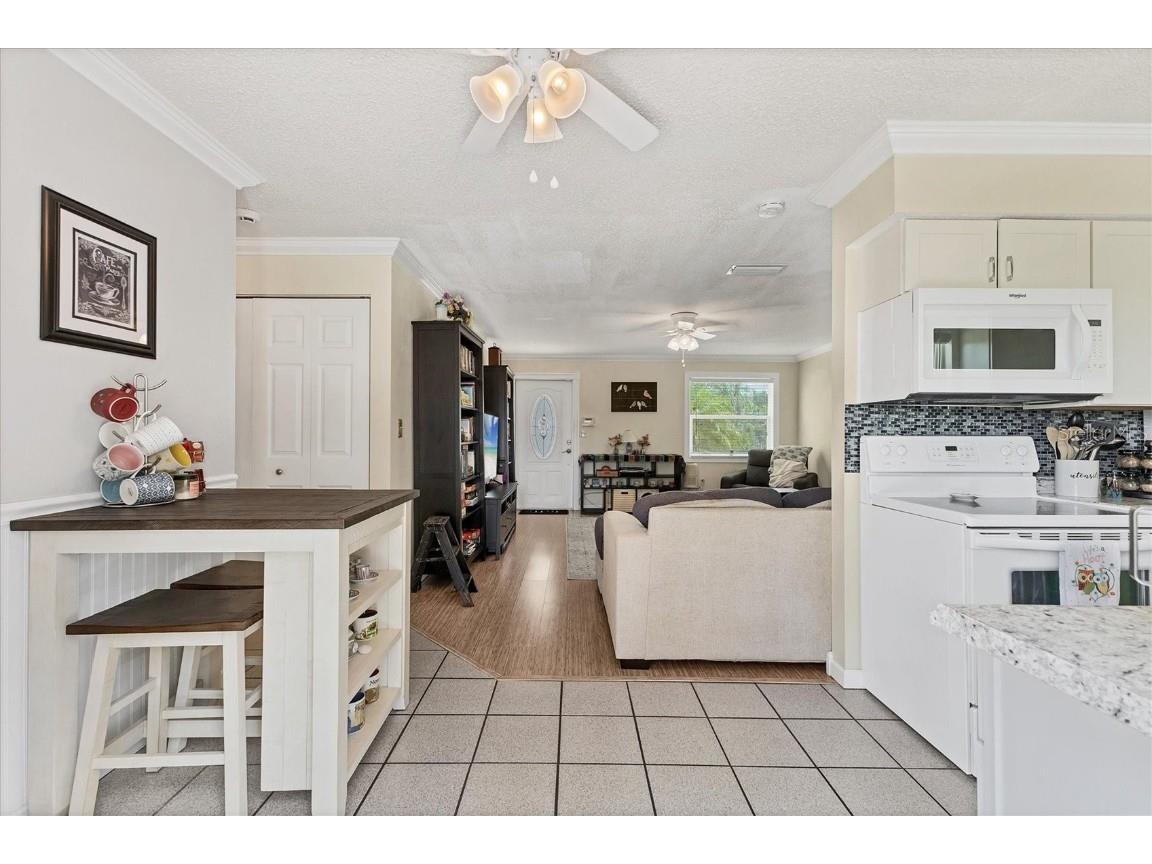 1053 Yarmouth Street Port Charlotte FL 33952 C7511276 image12