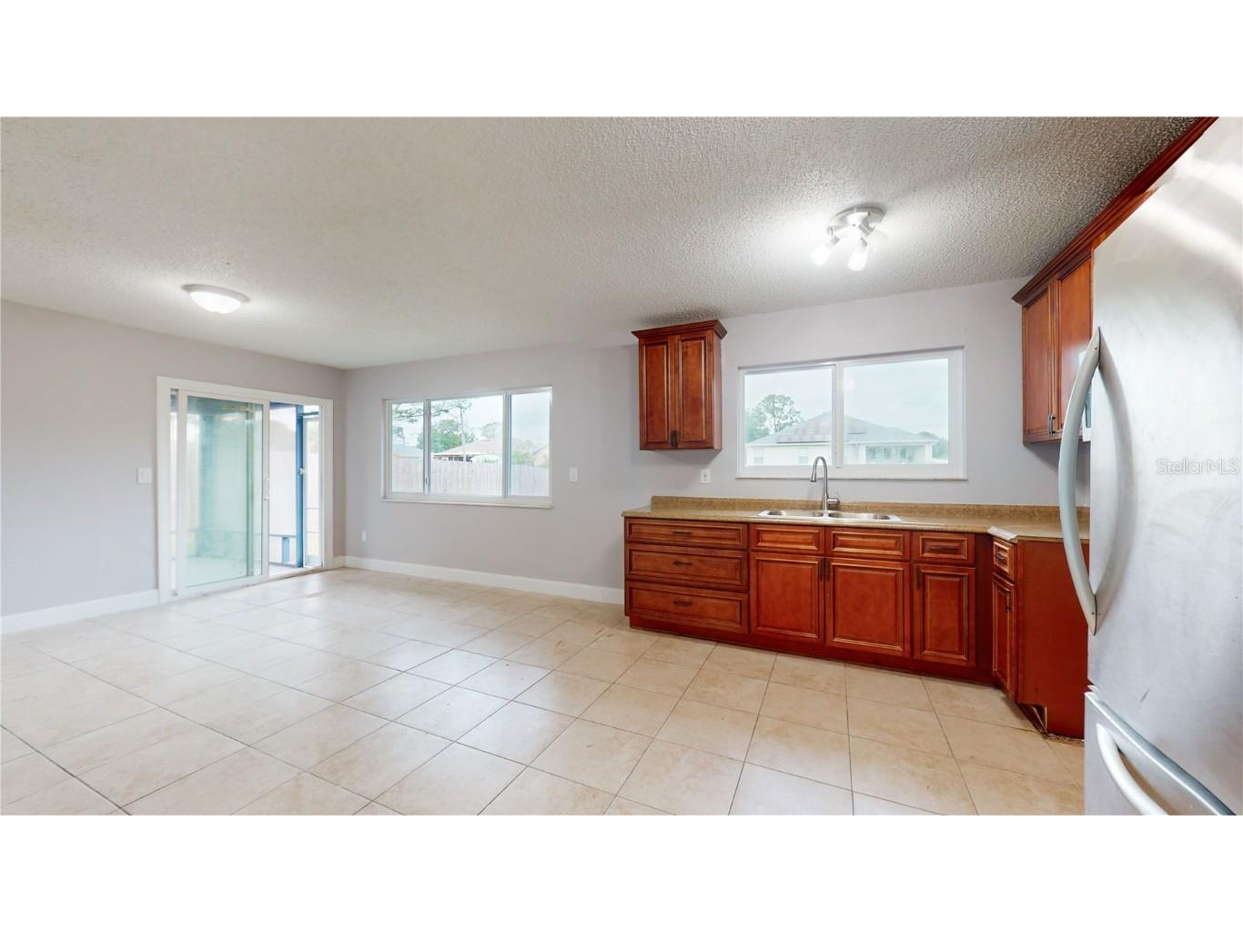 1053 Zambrana Street SE Palm Bay FL 32909 L4944944 image4