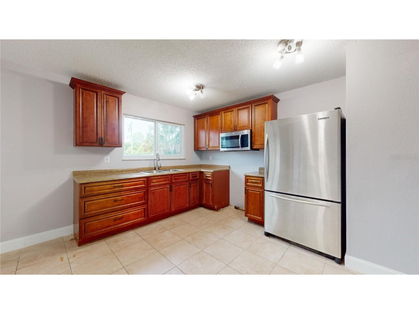 1053 Zambrana Street SE Palm Bay FL 32909 L4944944 image8