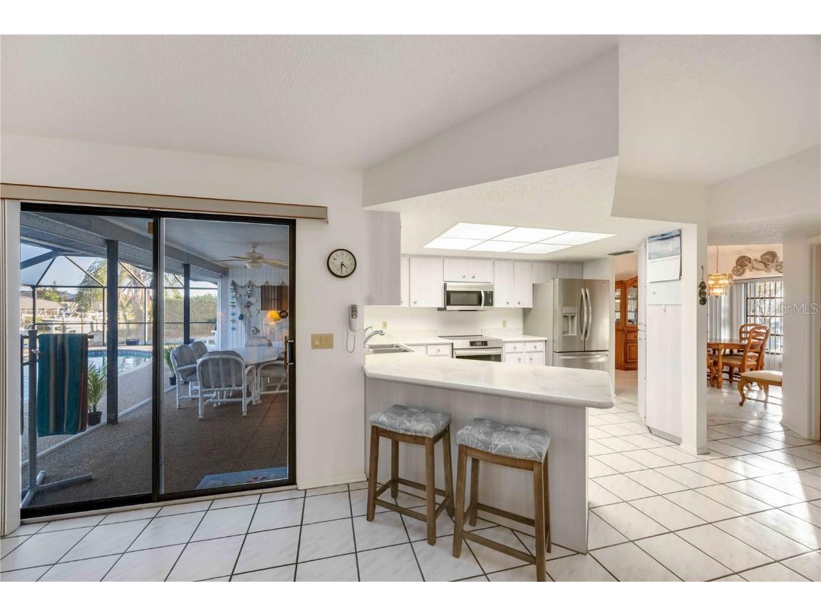 10534 Alpaca Circle Port Charlotte FL 33981 - GREEN BAY WATERWAY A4672138 image4