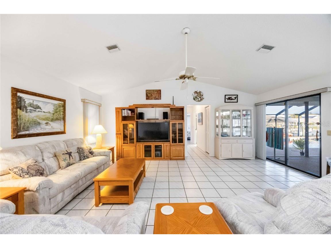 10534 Alpaca Circle Port Charlotte FL 33981 - GREEN BAY WATERWAY A4672138 image5