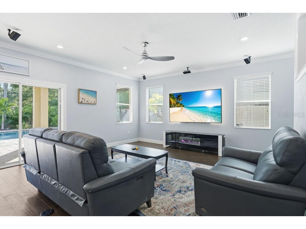 10534 Lake Seminole Terrace Seminole FL 33772 A4671667 image13