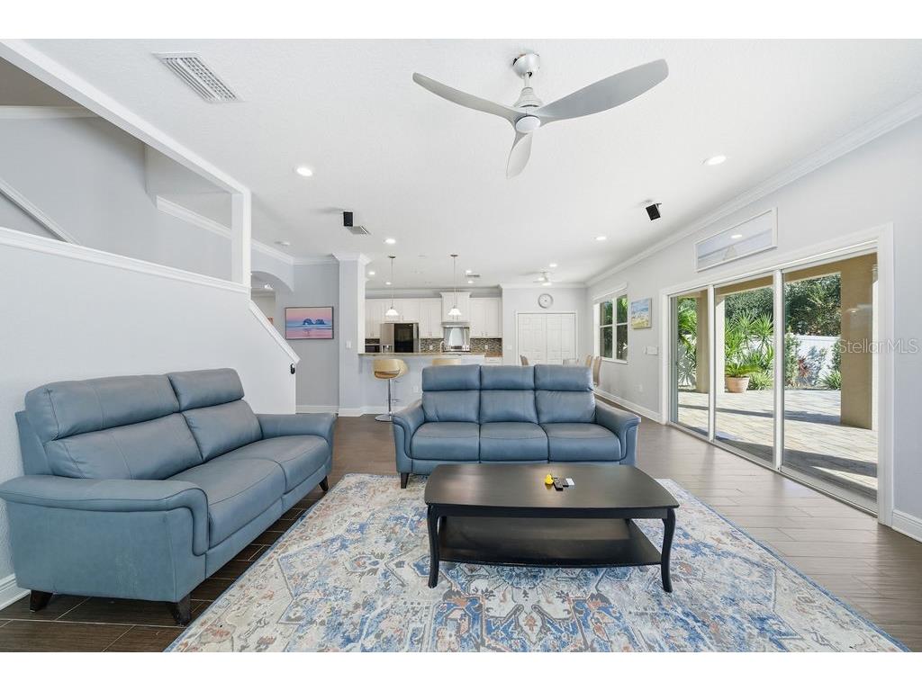 10534 Lake Seminole Terrace Seminole FL 33772 A4671667 image15