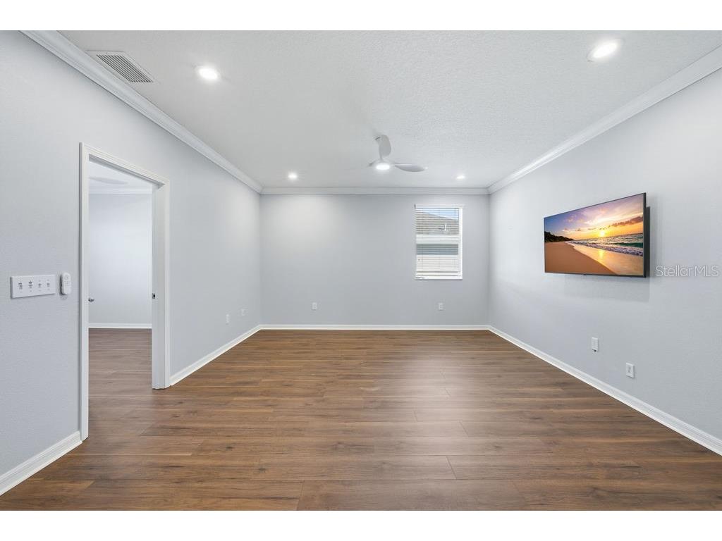 10534 Lake Seminole Terrace Seminole FL 33772 A4671667 image47