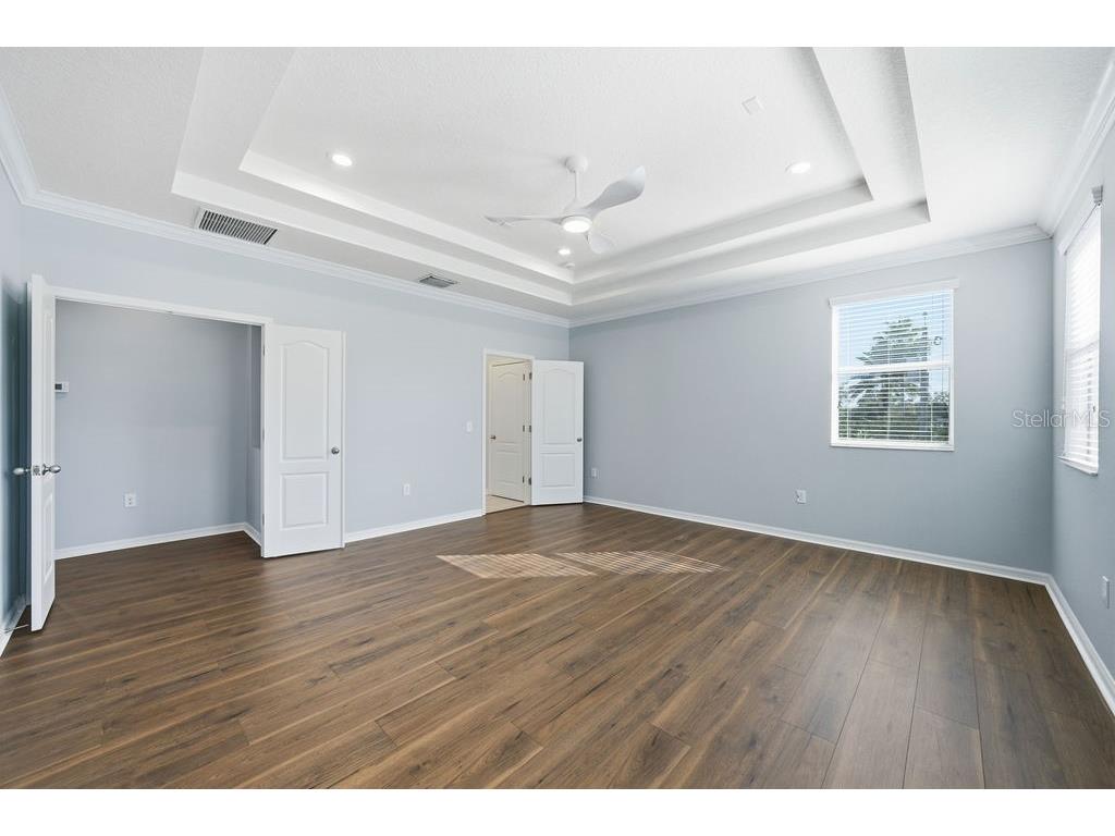 10534 Lake Seminole Terrace Seminole FL 33772 A4671667 image50